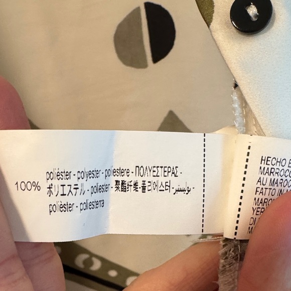 Geometric Blouse - Picture 2 of 4